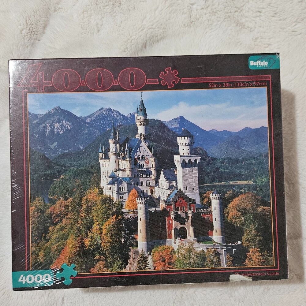 *NEW* Neuschwanstein Castle, Buffalo Puzzles - 4000 pc
